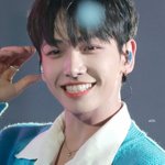 명재현 데뷔초