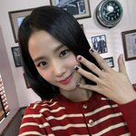 누구에게 받았나…블랙핑크 지수, <b>빼빼</b>로 데이 선물 인증