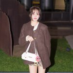 레드벨벳 웬디, ‘귀욤뽀짝한 액세서리가 달린 명품 가방’ (웬디의...