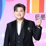 뺑소니 실형' 김호중 '소리길' 당장 철거 와전 "여론 <b>주시</b>中"