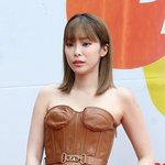 12시엔' 헤이즈 "올해 데뷔 10주년, 앞으로도 열심히 할 것"