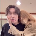 옥주현, 조승우와 초밀착 스킨십 "깨물어주고 싶어"
