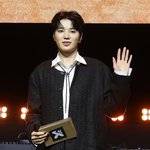 인피니트 성종 '13파운드 응원해요'[포토]