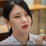 이거 여자가 노골적으로 남자 <b>유혹</b>하는거지???