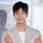 김수현→김준수·토니안도..故송재림 빈소 앞 채운 '애도 물결' ...