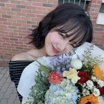 [모두드루와] <b>단발펌</b> 하고 인생 머리 찾은 듯한 여돌.jpg