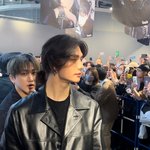 최근 타워레코드 <b>방문</b>한 스키즈 현진 폰카