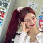 레드벨벳 조이, 화이트+핑크 패션으로 러블리 매력 발산