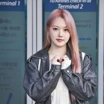 출국장 예린, 표정에 심쿵하겠네~ [포토엔HD]