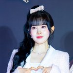 [사진]스테이씨 시은,'요정의 하트