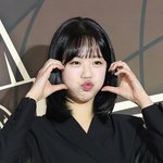 [포토]지예은, 뿌우~