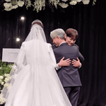 민경훈 결혼식 현장 공개 "몇 번을 울컥했는지…" [<b>소셜</b>in]