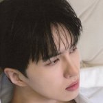 [모두드루와] 이목구비 자기 <b>주장</b> 상당한 남자 아이돌.jpg