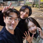 <b>여전</b>한 팀워크 보여주는 지판사 배우들