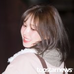 레드벨벳 웬디, ‘핑크빛 볼마저 러블리’ (웬디의 영스트리트 출근길)...
