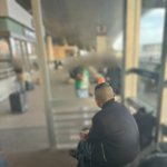 <b>SBS</b>에서는 칭다오 국제공항에서 노숙하는 한국인 남성에 대한 제보를...