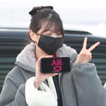 아이브, 멤버 리즈 위해 공항서 깜짝 생일 이벤트