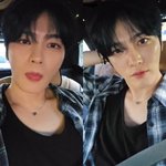 [댓글부탁해] 김재중, 팬 <b>소통</b> 라이브로 밝은 근황.."내년 연말까지...