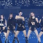 [댓글부탁해] 이즈나 <b>데뷔</b> <b>무대</b> 어떰?