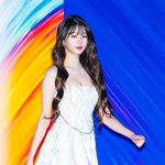 장원영 <b>흰옷</b> 잘 어울린다 생각했는데