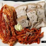 김장철이라 그런가 수육 김치 <b>보쌈</b> 땡기네