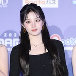 우기, 나 홀로 화보 인생