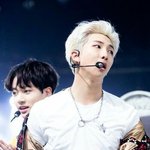 방탄 190421 작은것들을위한시 <b>알</b><b>엠</b>