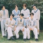 엔하이픈 이<b>사진들</b> 뭔가 좋지않냐
