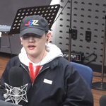 [댓글부탁해] 크러쉬 디스크 수술로 두달 누워 지냈다 “통증 심각→완전한...