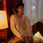 폼 그대로인 옹성우 <b>전역</b> 후 첫 화보