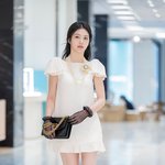 [모두드루와] [현장포토] "<b>정년</b>이 찢고 나왔네"…신예은, 백화점...