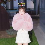 [댓글부탁해] 레드벨벳 웬디, ‘핑크 퍼자켓이 따뜻해보이는 뭉이씨’…‘배가...
