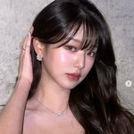 이게 CG 아니라고?..얼굴도 몸매도 비현실 그 자체 [<b>SHOT</b>...