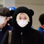 귀여워서 팬들 반응 좋은 남돌 공항착