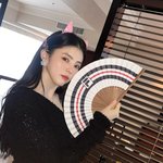 한소희, 작은 얼굴에 꽉 찬 이목구비…<b>여전</b>한 '고양이상 미인'