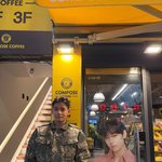 첫눈 오는 날 <b>방탄소년단</b> 뷔 위버스 업뎃❄️