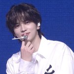 신유 무보정 영상 보는데 뭔가 케이윌<b>닮음</b>