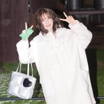 완디’…‘쑥찜팩은 덤’ (웬디의 영스트리트 출근길) [<b>HD</b>포토]