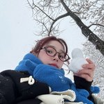 눈사람 만드는 카리나, 이렇게 예쁠 수가…여친짤의 정석