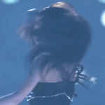 뭔가 닝닝이 카리나 이긴거 같다