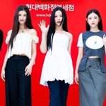 뉴진스 "어도어와 <b>전속</b>계약 해지…민희진 대표와 함께하고 싶다"...