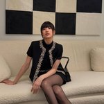 [모두드루와] 수지, 뱅헤어 완벽 소화…<b>CG</b> 같은 늘씬 각선미까지...