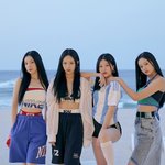 [단독] '<b>용형</b> 걸그룹' 캔디샵, 연예계 최초로 일냈다…'7천만...