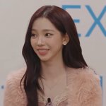 카리나는 <b>이</b> 보이면 <b>안</b>될듯
