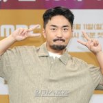 열애 2주 만에 인정…‘연인’은 9살 연하 ‘<b>러브</b>캐처4’ 출연