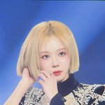 카리나 <b>윈터</b> 노린 듯