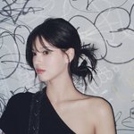 "콘텐츠 아냐" 유병재 열애 인정… 이유정 누구?