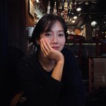 <b>신현빈</b>, 5주만 근황 공개..'정우성과 열애설 타격 無 [스타이슈]