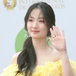 [단독]'선업튀' 김혜윤, 대세 증명..신동엽과 'SBS 연기대상' <b>MC</b>