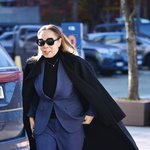 인순이, 바람에 휘날리는 코트[포토엔<b>HD</b>]